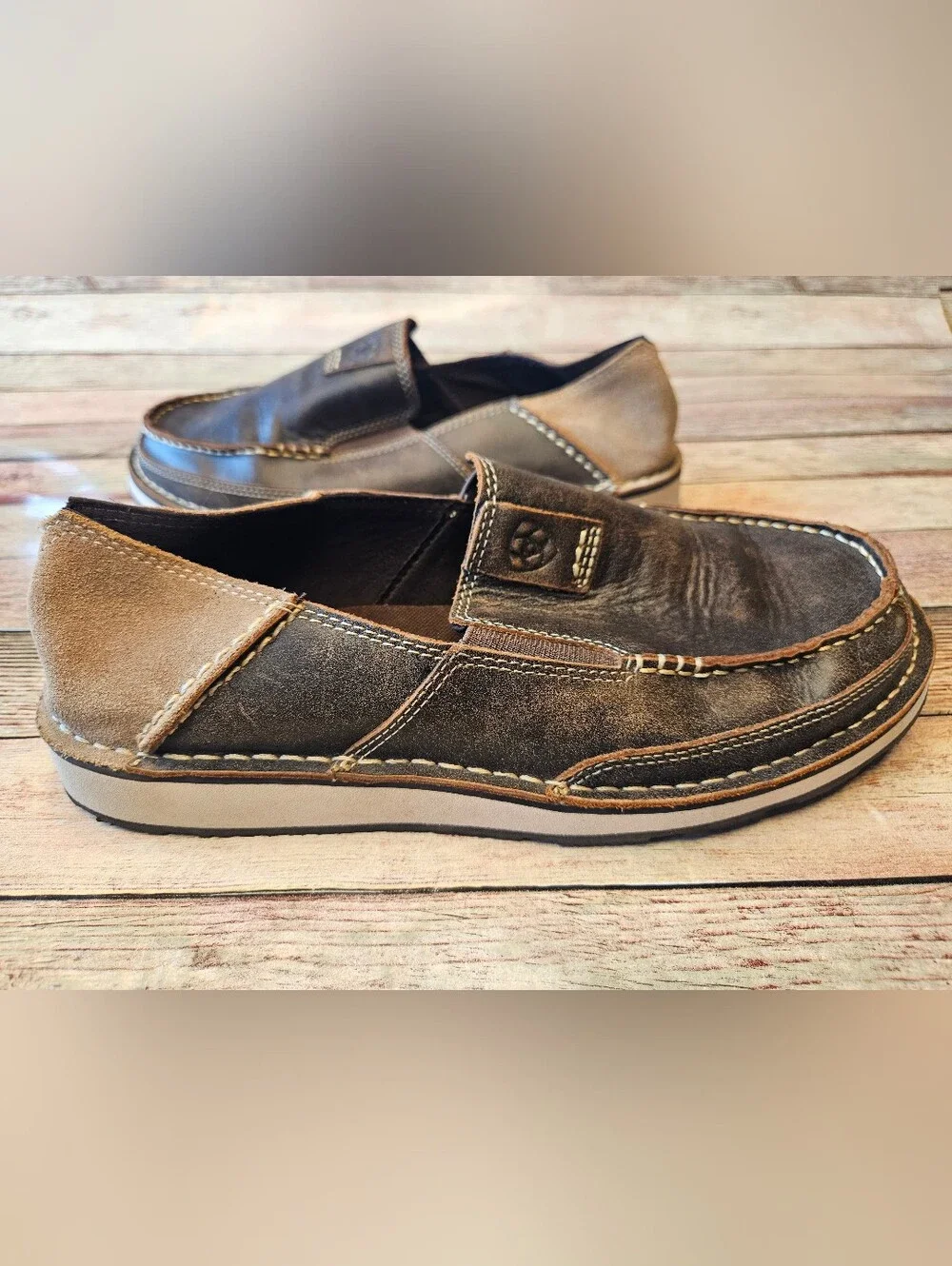 Ariat Men's Cruiser slip-on shoes